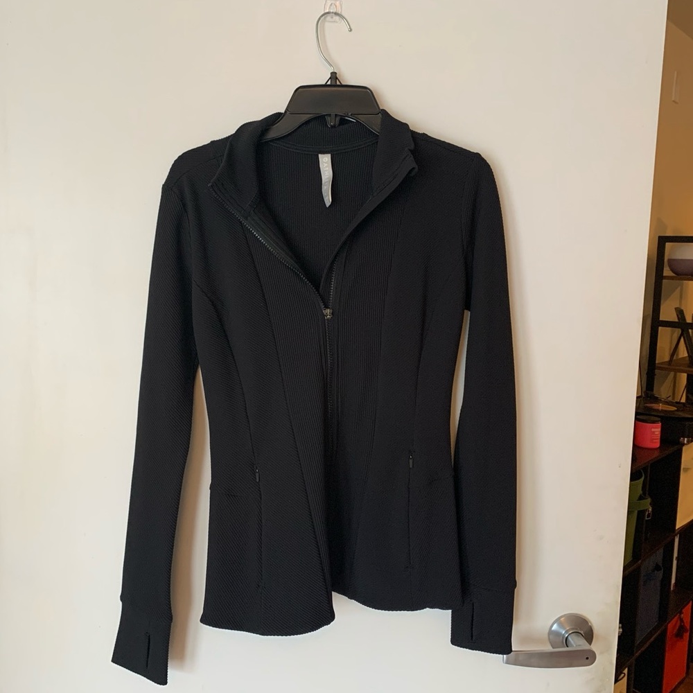 Like New Athleta Black Zip Down Jacket size S